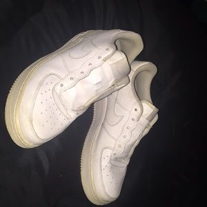 White nike Air Force 1